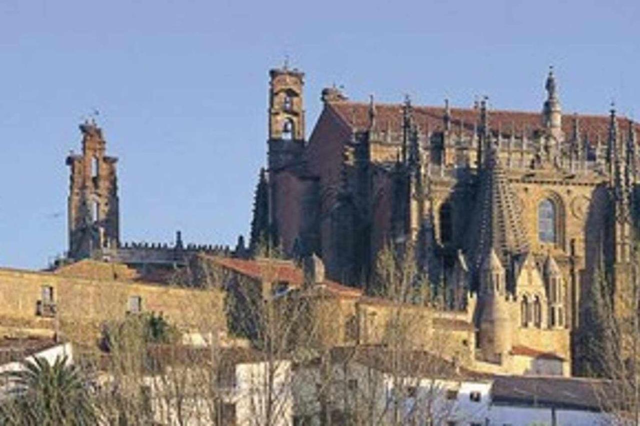 Apartamento Plasencia Santa Ana Exterior foto